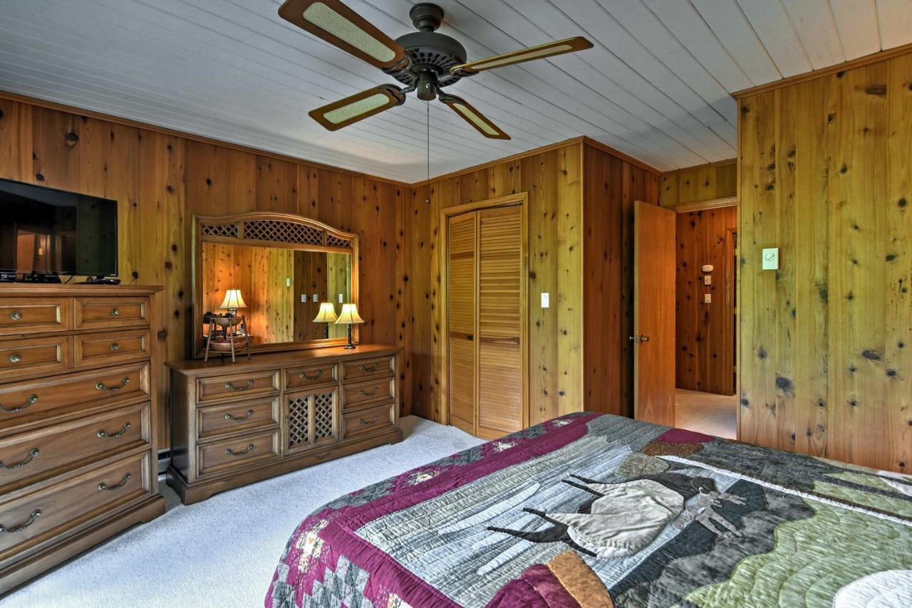 Beech Mountain Condo With Balcony, Walk To Resort! Bagian luar foto
